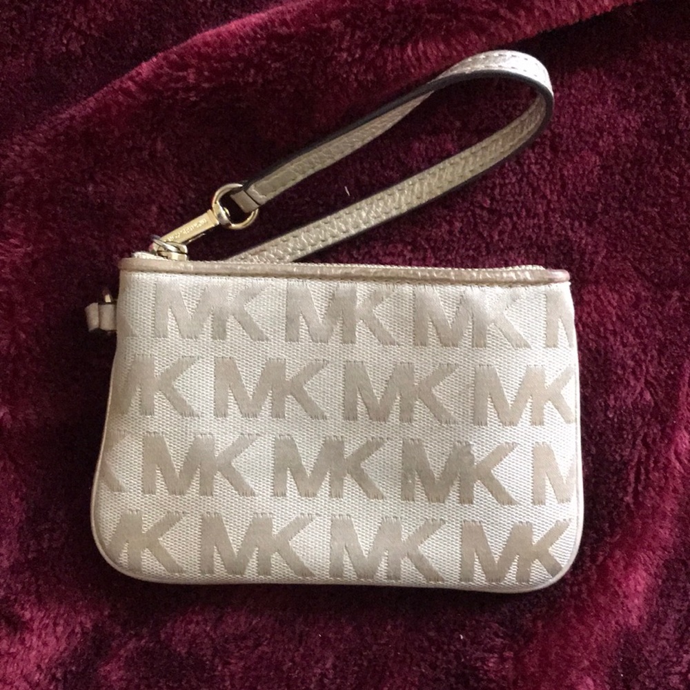 Michael Kors Wristlet